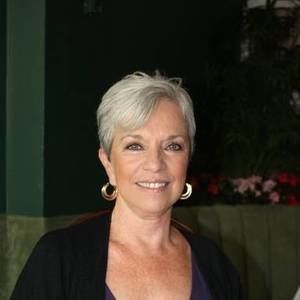 Meet your Posher, Brenda